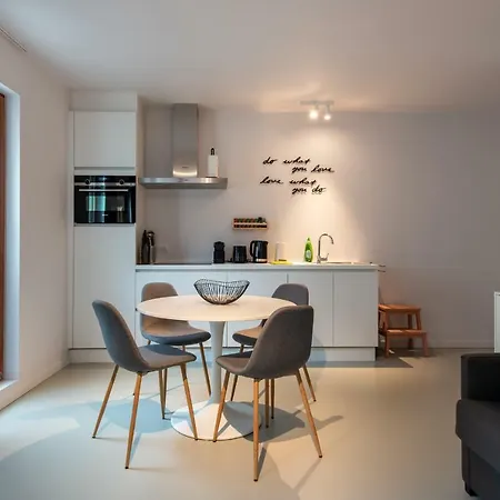 Salt & Pepper Apartment