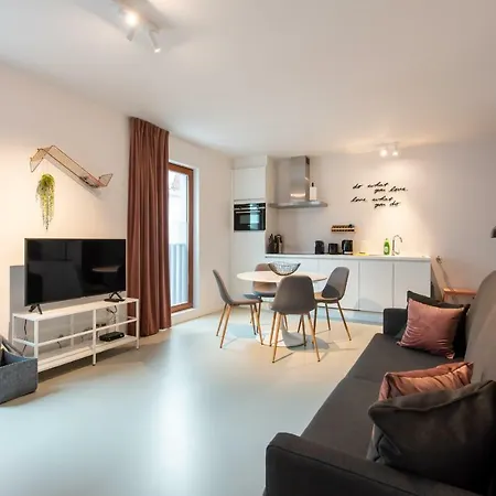 Salt&pepper Apartment *